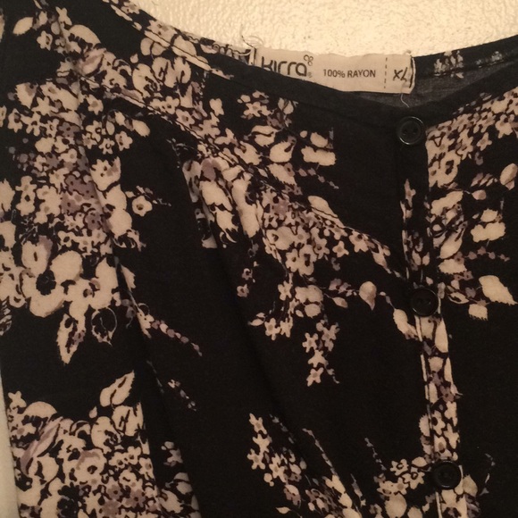 Kirra Floral Cami - Picture 2 of 3